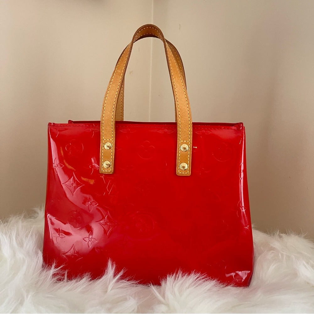 Louis Vuitton Monogram Vernis Reade PM Hand Bag in Red M91088 with COA